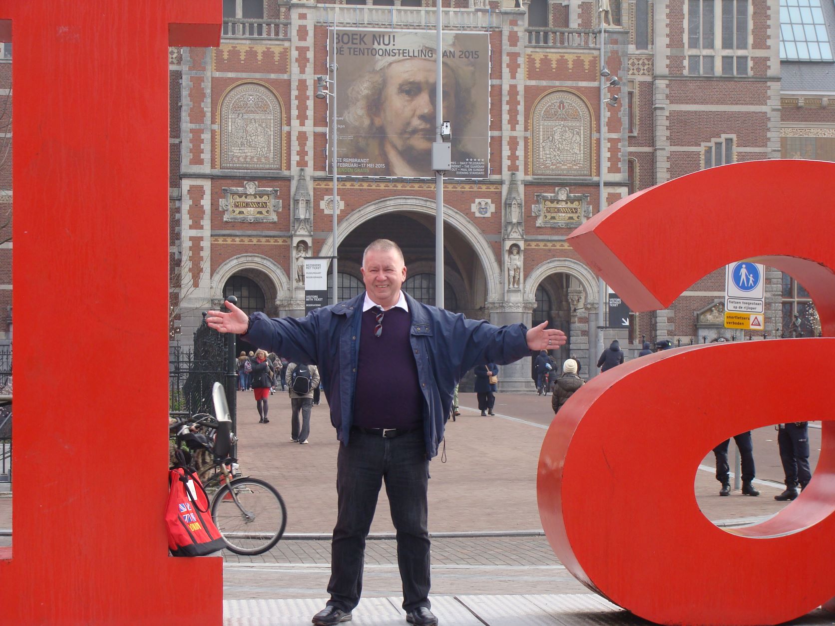 Bob travelling